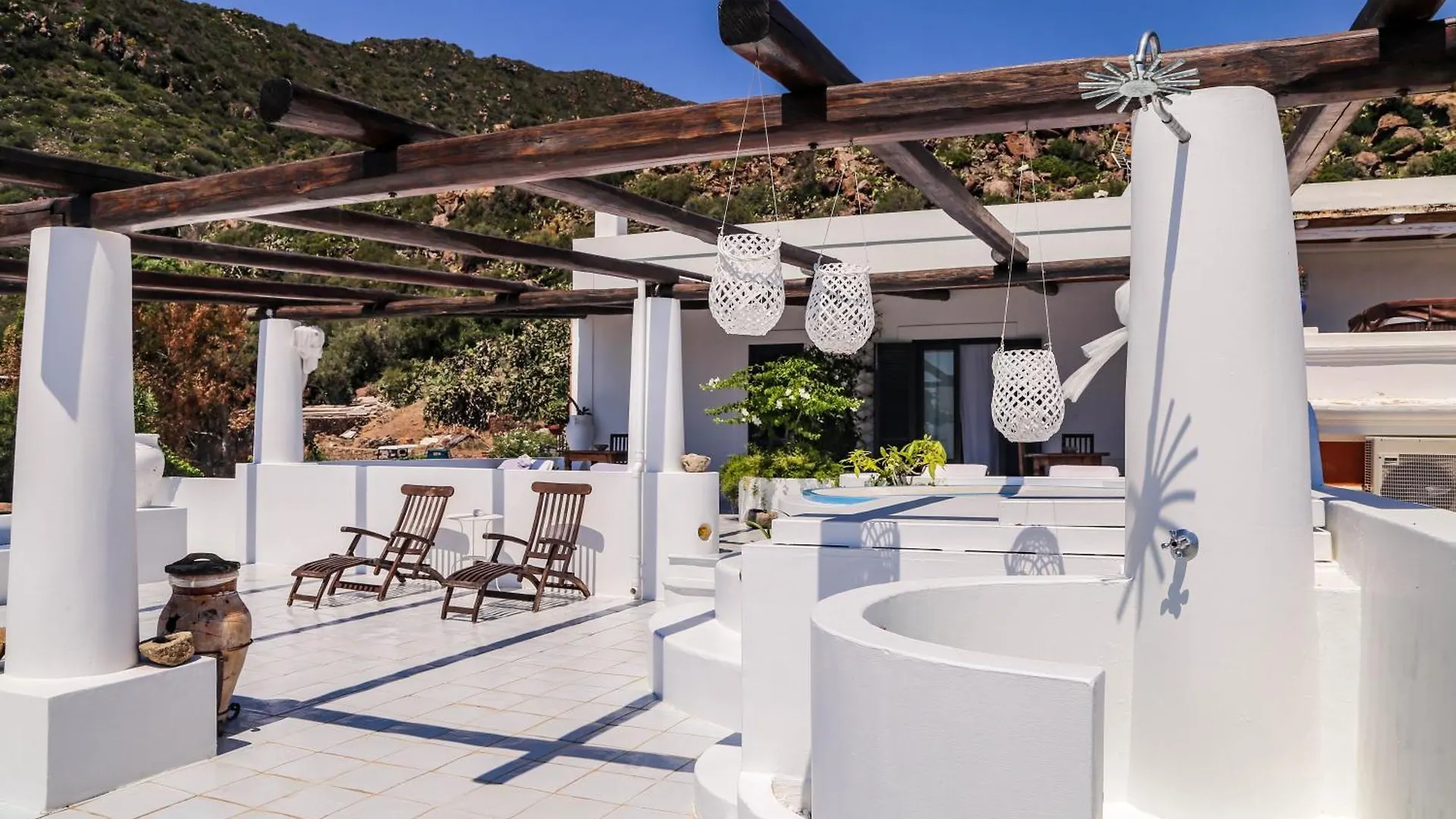 Quartara Boutique Hotel Panarea
