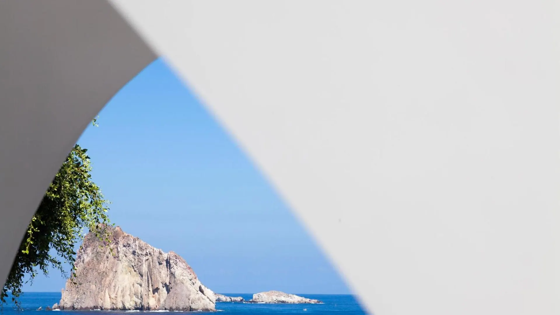 Quartara Boutique Hotel Panarea
