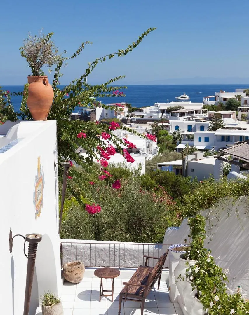 Quartara Boutique Hotel Panarea 4*,